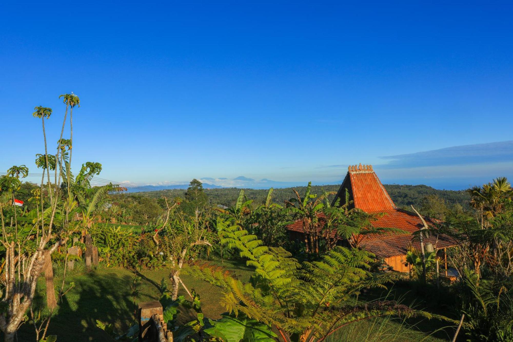Pondok Kawinaya Singaraja  Bagian luar foto