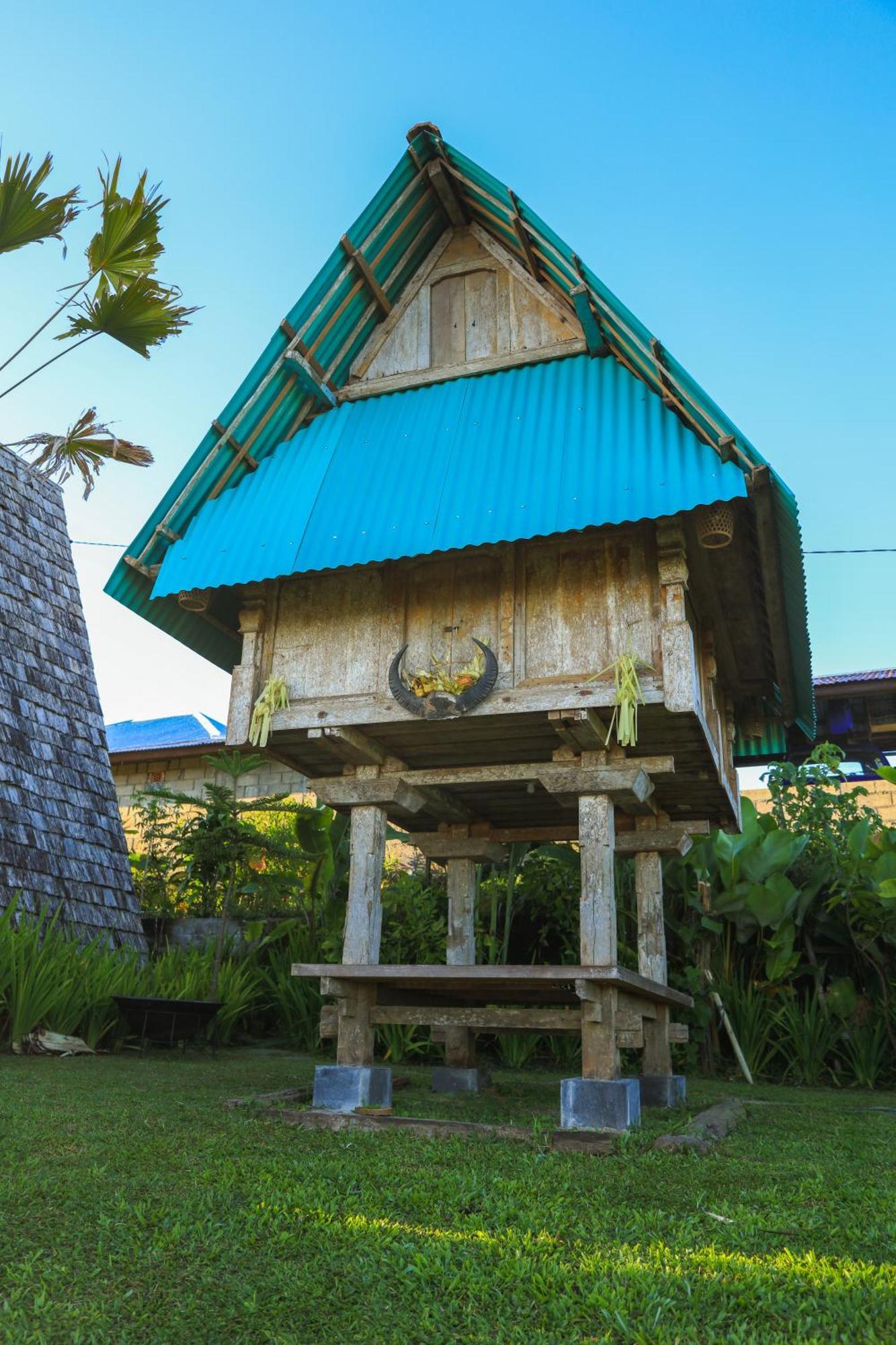 Pondok Kawinaya Singaraja  Bagian luar foto